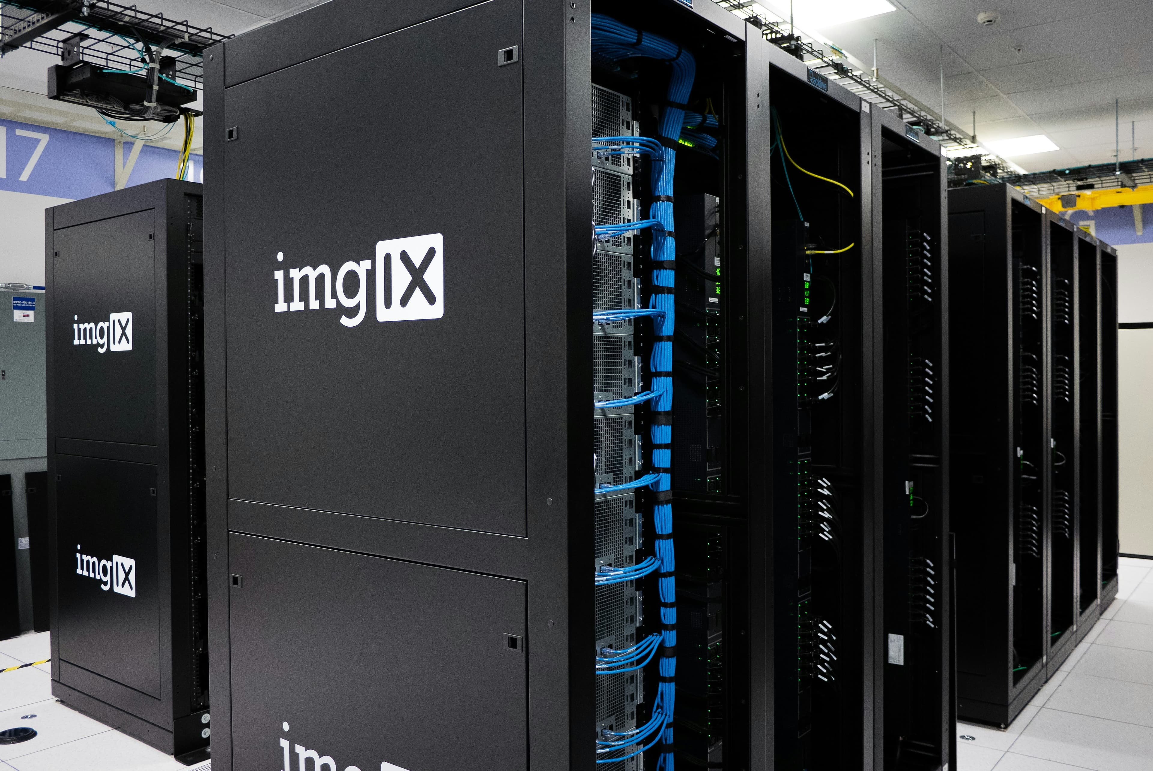 Nobreaks Industriais e Data Centers